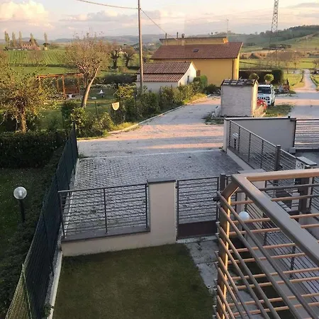 公寓 Oasi Della Tranquillita 佩萨罗